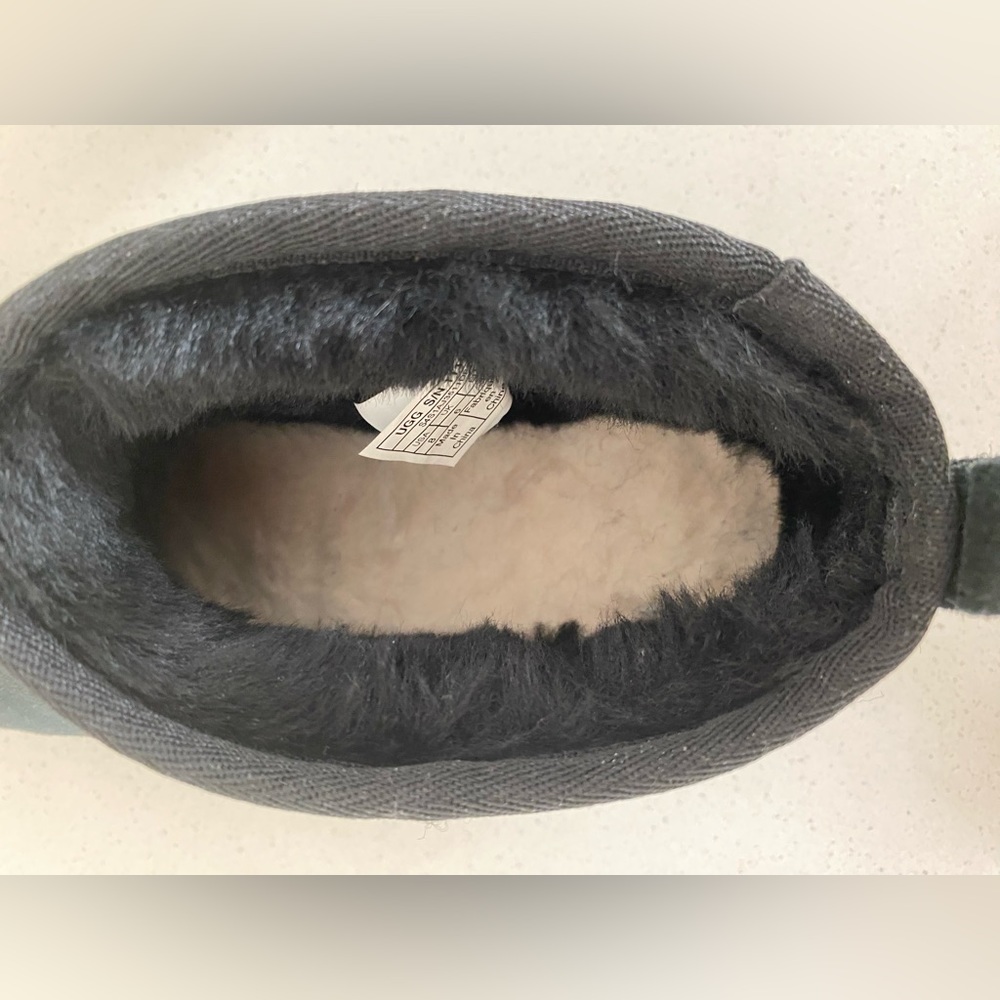 Ugg Classic Ultra Mini - image 4